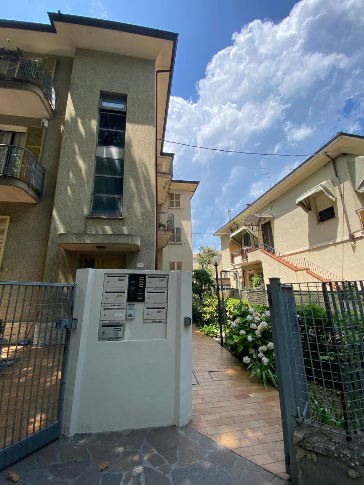 Ampio Appartamento In Posizione Strategica Rimini Buitenkant foto